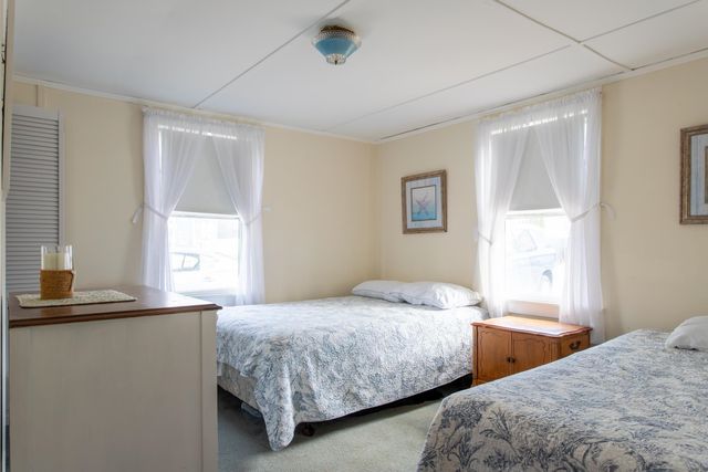 308 Atlantic Avenue, Seabrook, NH 03874