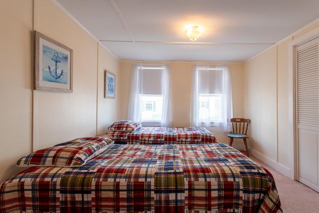 308 Atlantic Avenue, Seabrook, NH 03874