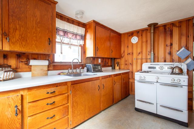 308 Atlantic Avenue, Seabrook, NH 03874