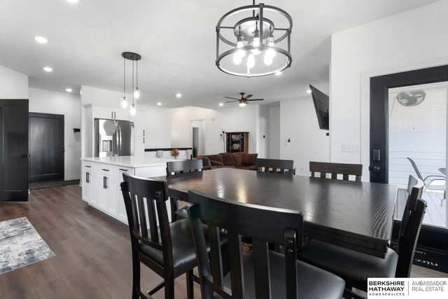 5838 N Street, Omaha, NE 68117