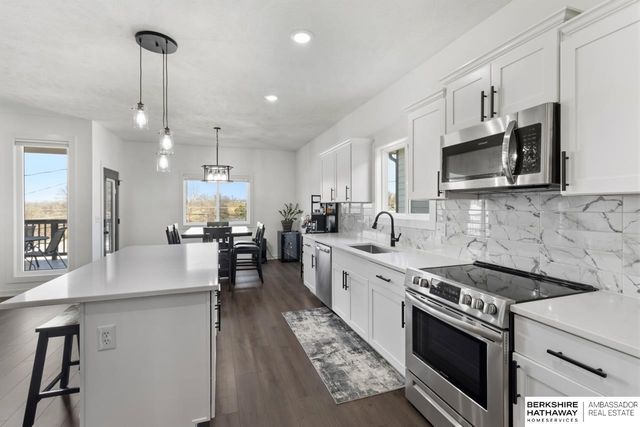 5838 N Street, Omaha, NE 68117