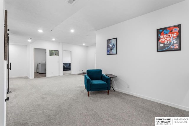 5838 N Street, Omaha, NE 68117