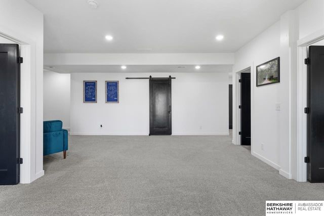 5838 N Street, Omaha, NE 68117