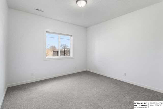 5838 N Street, Omaha, NE 68117