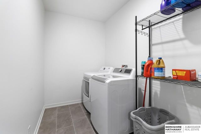 5838 N Street, Omaha, NE 68117