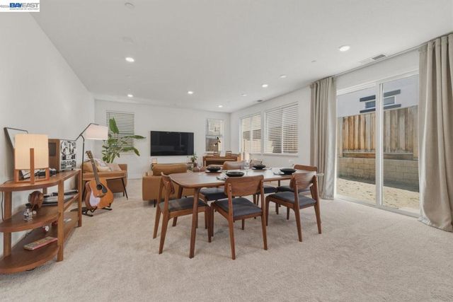 385 Ramos Ranch Rd, Oakley, CA 94561