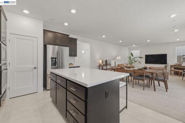 385 Ramos Ranch Rd, Oakley, CA 94561