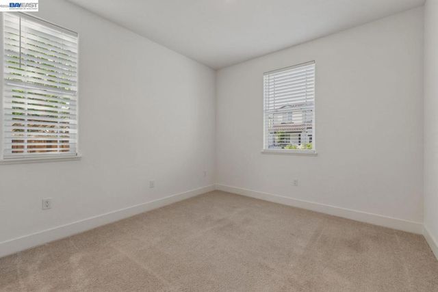 385 Ramos Ranch Rd, Oakley, CA 94561