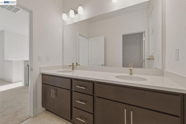 385 Ramos Ranch Rd, Oakley, CA 94561