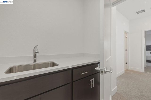 385 Ramos Ranch Rd, Oakley, CA 94561