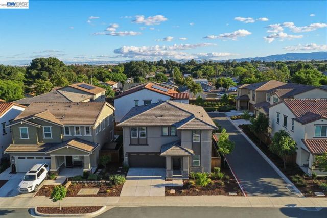 385 Ramos Ranch Rd, Oakley, CA 94561