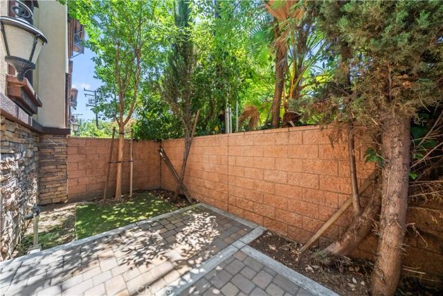 656 West Huntington Drive k-1, Arcadia, CA 91007