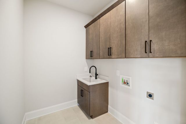 1958 Harmony Rd, Spring Hill, TN 37174