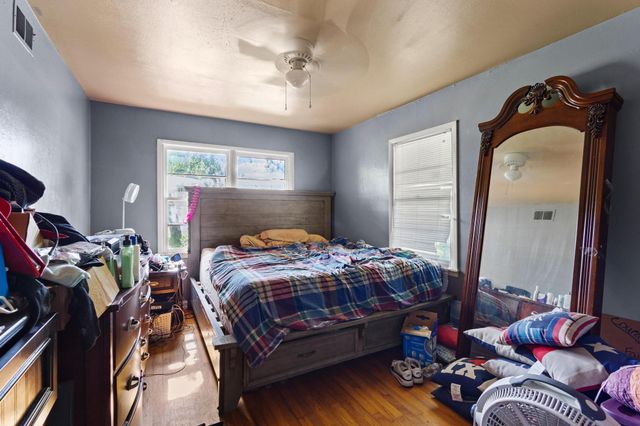 1015 W Belden Street, Sherman, TX 75092