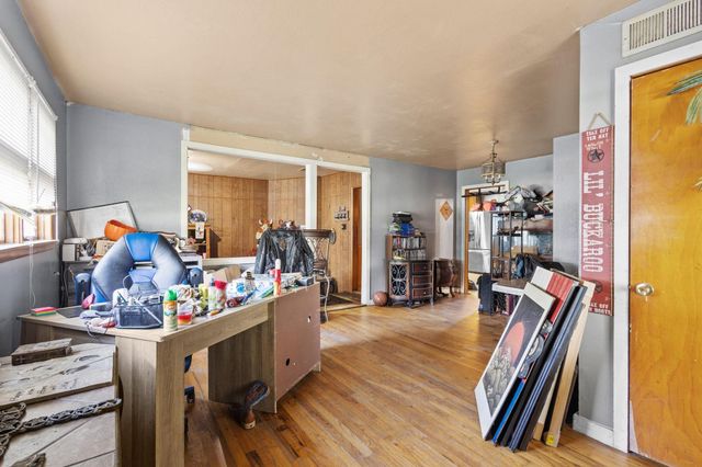 1015 W Belden Street, Sherman, TX 75092