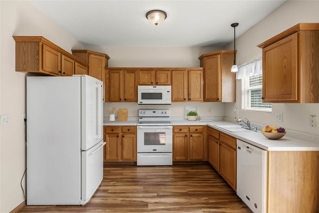 1137 NW Prairie Ridge Drive, Ankeny, IA 50023