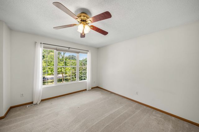 1137 NW Prairie Ridge Drive, Ankeny, IA 50023