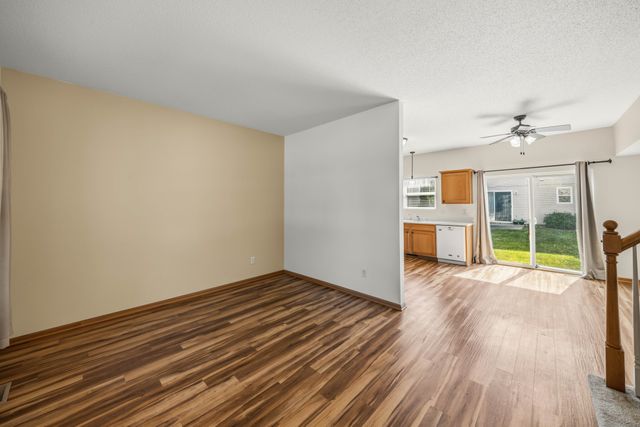 1137 NW Prairie Ridge Drive, Ankeny, IA 50023