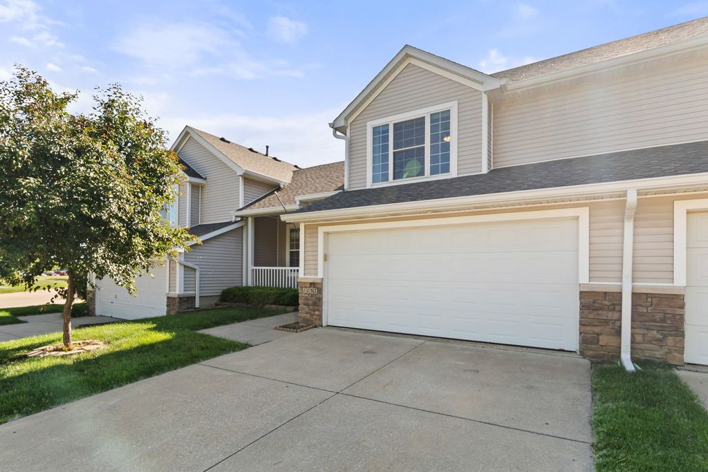 1137 NW Prairie Ridge Drive, Ankeny, IA 50023