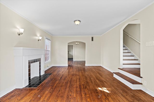 5927 Lewis Street, Dallas, TX 75206