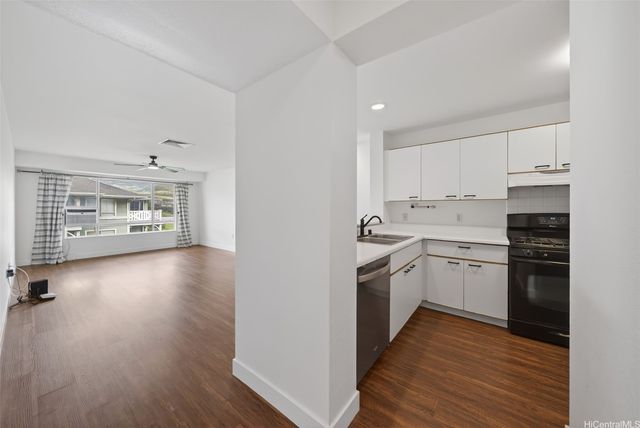 91-1058 Kekuilani Loop 1107, Kapolei, HI 96707