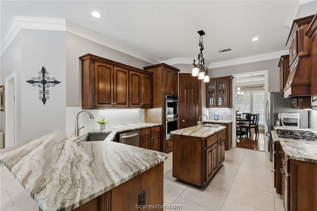 5101 Piping Rock Court, College Station, TX 77845