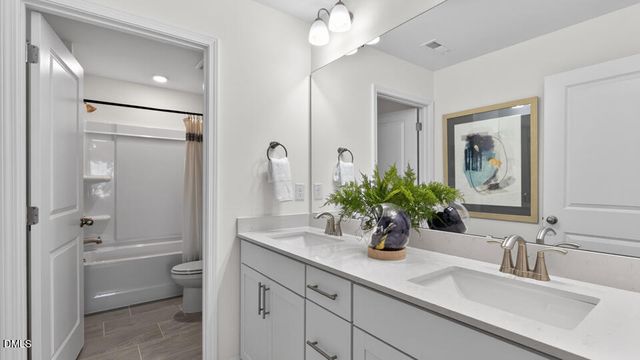 126 West Fire Opal Court, Clayton, NC 27520