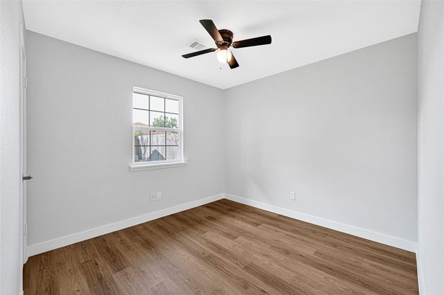 5213 Shirley Street, Baytown, TX 77521