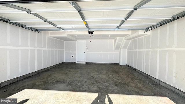 412 18TH AVE, Ranson, WV 25438