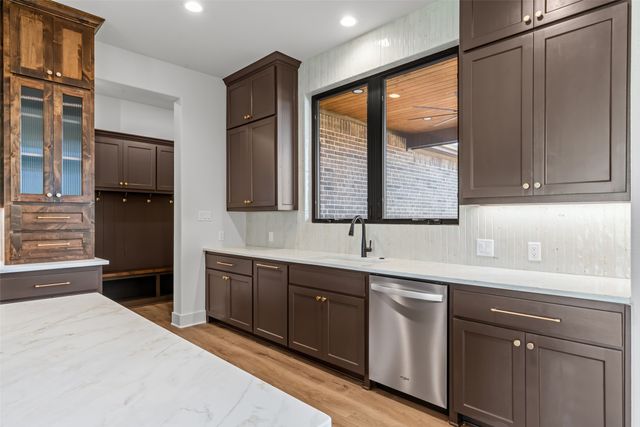 2104 Eagles Ridge Drive, Weatherford, TX 76087