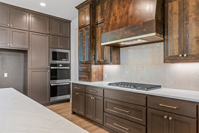 2104 Eagles Ridge Drive, Weatherford, TX 76087