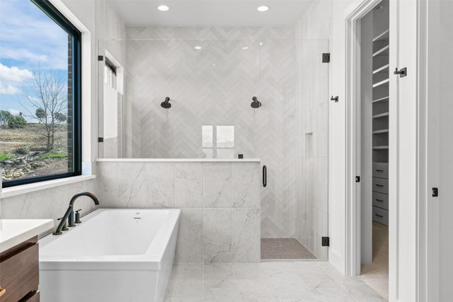 2104 Eagles Ridge Drive, Weatherford, TX 76087