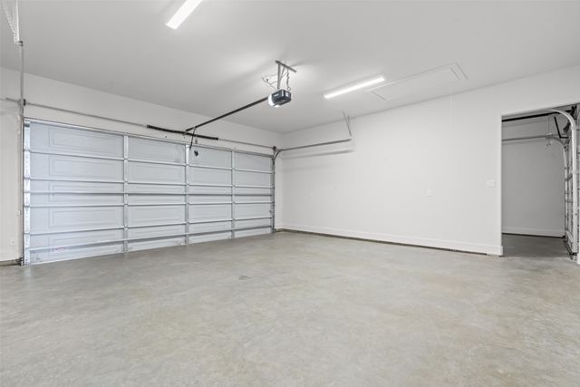 2104 Eagles Ridge Drive, Weatherford, TX 76087