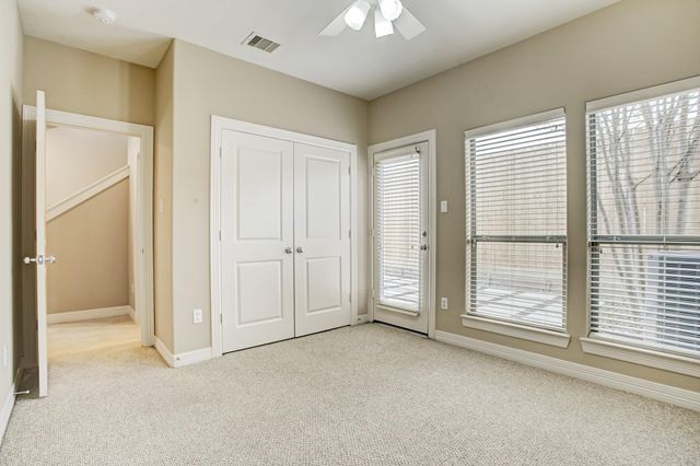 3824 Centerplaza Drive, Houston, TX 77007