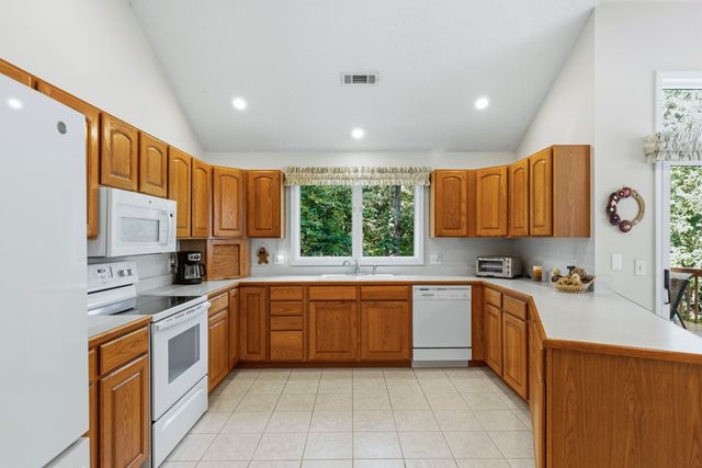 439 Cane Creek Landing, Seneca, SC 29672