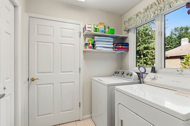 439 Cane Creek Landing, Seneca, SC 29672