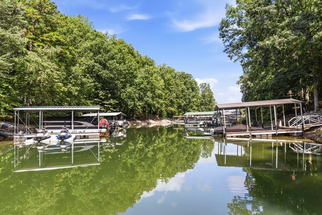 439 Cane Creek Landing, Seneca, SC 29672