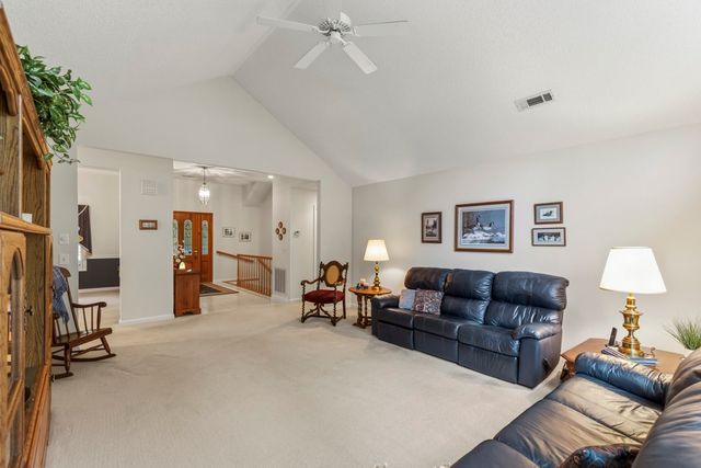 439 Cane Creek Landing, Seneca, SC 29672