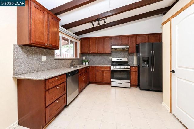 27507 Barcelona Ave, Hayward, CA 94545