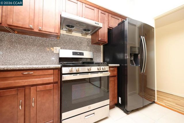 27507 Barcelona Ave, Hayward, CA 94545