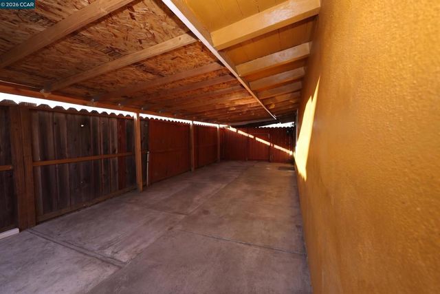 27507 Barcelona Ave, Hayward, CA 94545