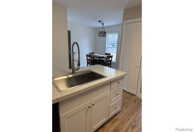 863 Boyd Avenue, Traverse City, MI 49686