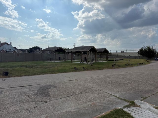 12500 Sandpiper Drive 93, Houston, TX 77035