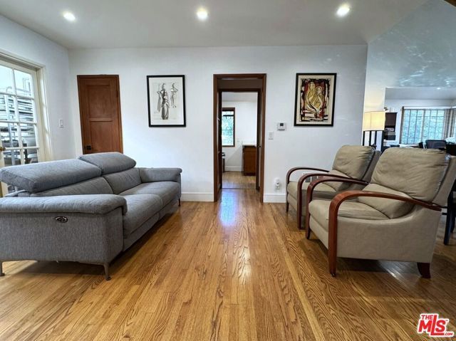 17813 Raymer Street, Los Angeles, CA 91325