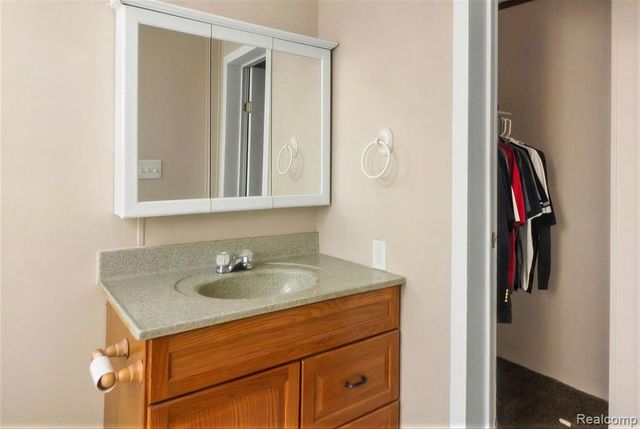 3539 Berrry Drive, Carleton, MI 48117