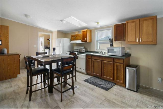 3539 Berrry Drive, Carleton, MI 48117