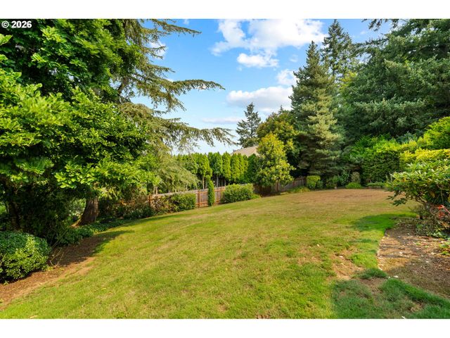 3415 RIVERKNOLL Way, West Linn, OR 97068