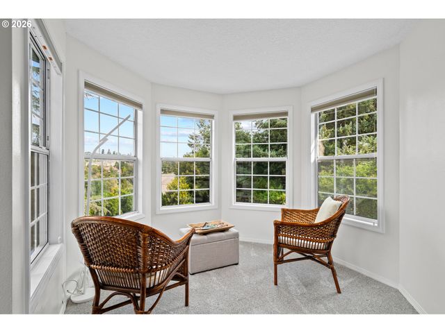 3415 RIVERKNOLL Way, West Linn, OR 97068