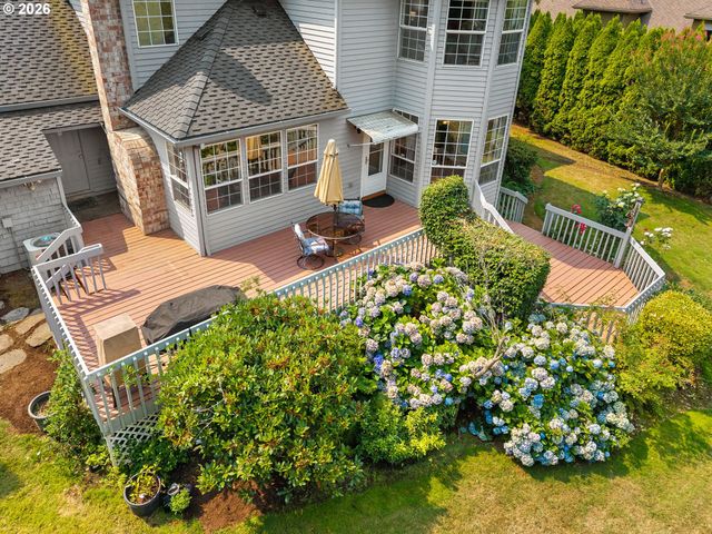 3415 RIVERKNOLL Way, West Linn, OR 97068