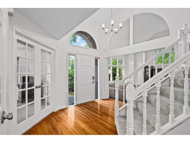 3415 RIVERKNOLL Way, West Linn, OR 97068